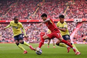 萨拉赫赛事官方发布战术调整新规，尤文图斯争议不断！(萨拉赫最近比赛)